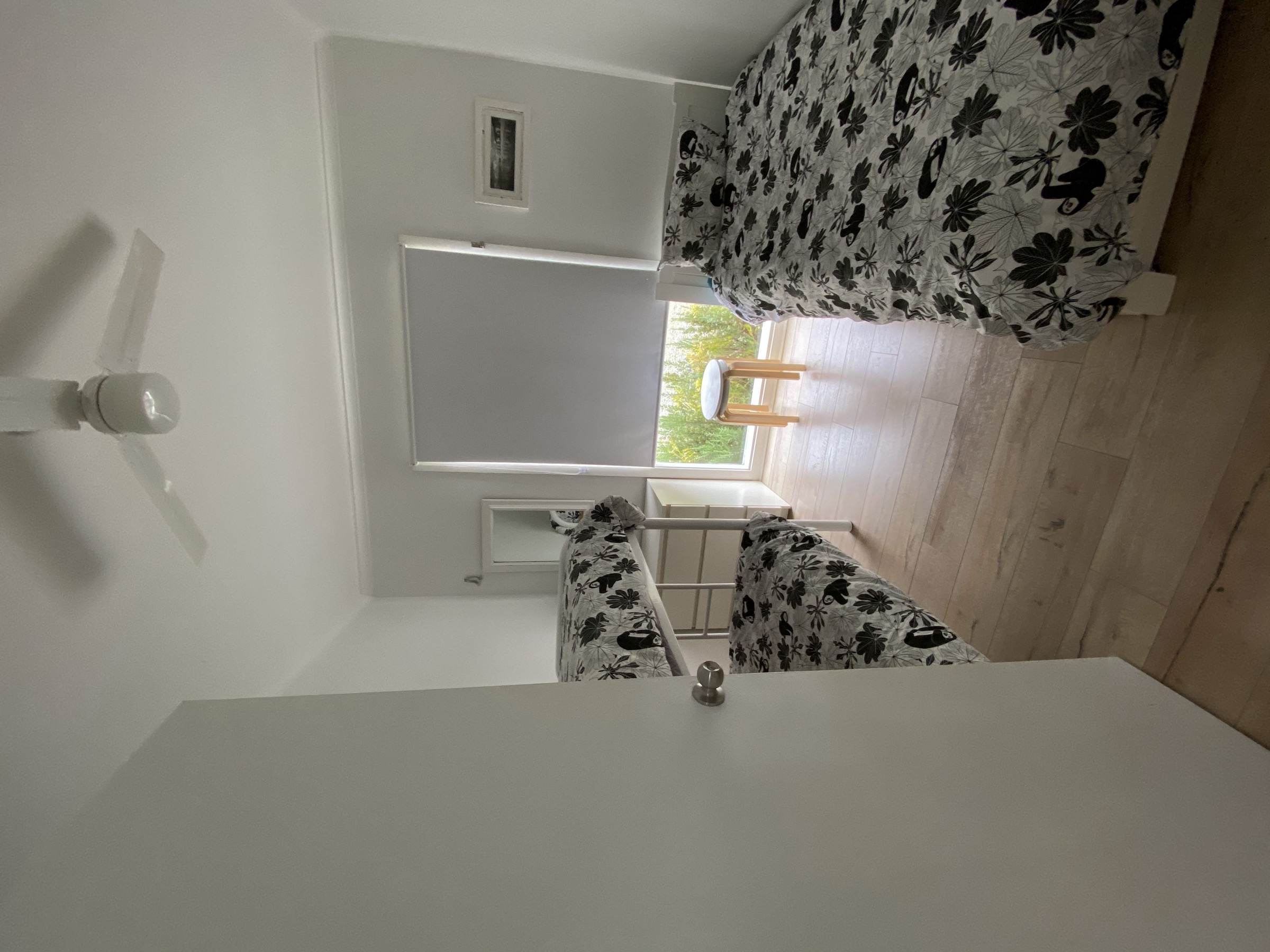 Fourth bedroom